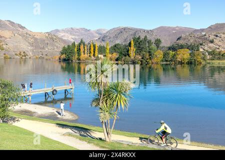 Seeufer ab Cromwell Heritage Precinct, Melmore Terrace, Cromwell (Tirau), Central Otago, Otago, Neuseeland Stockfoto