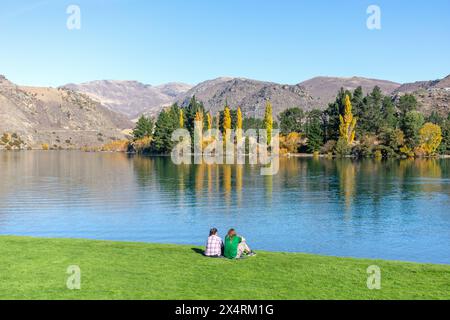 Seeufer ab Cromwell Heritage Precinct, Melmore Terrace, Cromwell (Tirau), Central Otago, Otago, Neuseeland Stockfoto