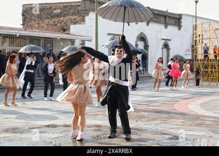 Die Teilnehmer nehmen am letzten Tag des jährlichen Karnevals in Tlaxcala Teil, einer der wichtigsten folkloristischen und kulturellen Veranstaltungen im Bundesstaat Tlaxcala, das 2013 als immaterielles Kulturerbe des Bundesstaates Tlaxcala bezeichnet wurde. Am 4. Mai 2024 in Tlaxcala, Mexiko. (Foto: Essene Hernandez/Eyepix Group/SIPA USA) Credit: SIPA USA/Alamy Live News Stockfoto