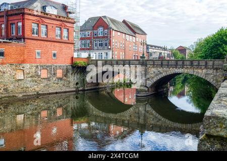 Radcliffe Bridge, River Irwell, Radcliffe, Lancashire, England, Vereinigtes Königreich Stockfoto