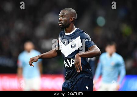 MELBOURNE, AUSTRALIEN. 5. Mai 2024. Im Bild: Jason Geria (2) von Melbourne Victory in Aktion während der Ausscheidungsserie A Leagues Soccer, Melbourne Victory FC gegen Melbourne City FC im AAMI Park in Melbourne. Quelle: Karl Phillipson/Alamy Live News Stockfoto