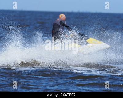 Sheerness, Kent, Großbritannien. Mai 2024. Wetter in Großbritannien: Sonnig und warm in Sheerness, Kent. Quelle: James Bell/Alamy Live News Stockfoto