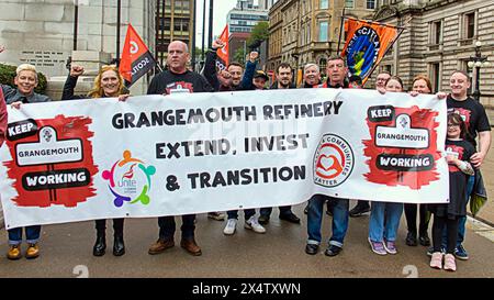 Glasgow, Schottland, Großbritannien. 5. Mai 2024: STUC May Day March, beginnend mit den Stadtkammern und dem george Square, mit ähnlichen Märschen in Edinburgh und Aberdeen. Credit Gerard Ferry /Alamy Live News Stockfoto