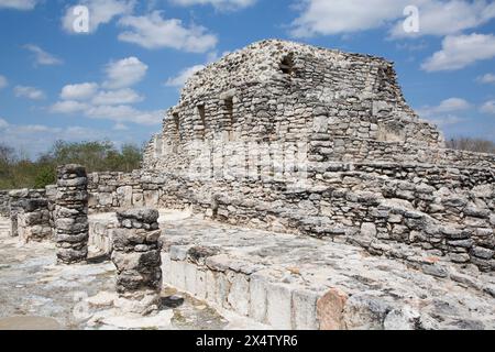 Tempel der gemalten Nischen, Maya Ruinen, Mayapan Archäologische Stätte, Yucatan, Mexiko Stockfoto