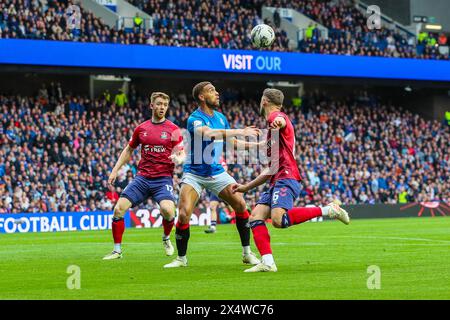 Glasgow, Großbritannien. Mai 2024. Rangers FC spielt Kilmarnock FC im schottischen Premiership-Spiel im Ibrox Stadium, Heimstadion der Rangers, in Glasgow, Schottland. Das Spiel ist für beide Teams wichtig. Wenn die Rangers gewinnen, bleiben sie 3 Punkte hinter Celtic in der Liga, und wenn Kilmarnock gewinnt, kommen sie näher an die Qualifikation für das Spiel in europäischen Wettbewerben. Quelle: Findlay/Alamy Live News Stockfoto