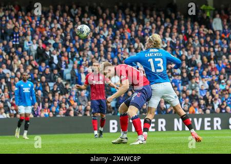 Glasgow, Großbritannien. Mai 2024. Rangers FC spielt Kilmarnock FC im schottischen Premiership-Spiel im Ibrox Stadium, Heimstadion der Rangers, in Glasgow, Schottland. Das Spiel ist für beide Teams wichtig. Wenn die Rangers gewinnen, bleiben sie 3 Punkte hinter Celtic in der Liga, und wenn Kilmarnock gewinnt, kommen sie näher an die Qualifikation für das Spiel in europäischen Wettbewerben. Quelle: Findlay/Alamy Live News Stockfoto