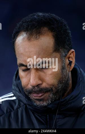 Gelsenkirchen, Deutschland, 2. Fussball Bundesliga Saison 2023 / 2024 31. Spieltag FC Schalke 04 - Fortuna Düsseldorf 1:1 am 27. 04. 2024 in der Veltins-Arena auf Schalke Trainer Daniel THIOUNE (F 95) Foto: Norbert Schmidt, Düsseldorf Stockfoto