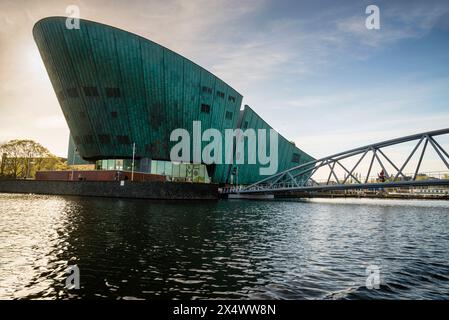 NEMO Science Museum in Amsterdam, Niederlande. Stockfoto