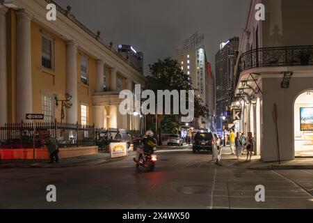 Royal Street im French Quarter von New Orleans bei Nacht Stockfoto