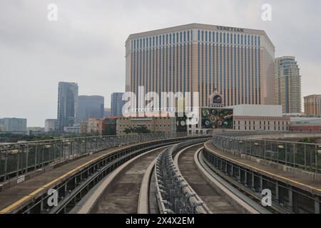 Macau - 2. April 2021: Macau Light Rapid Transit (MLRT) Taipa Line. Stockfoto