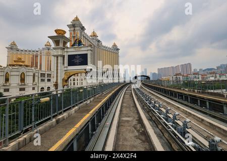 Macau - 2. April 2021: Macau Light Rapid Transit (MLRT) Taipa Line. Stockfoto