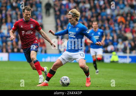 Glasgow, Großbritannien. Mai 2024. Rangers FC spielt Kilmarnock FC im schottischen Premiership-Spiel im Ibrox Stadium, Heimstadion der Rangers, in Glasgow, Schottland. Das Spiel ist für beide Teams wichtig. Wenn die Rangers gewinnen, bleiben sie 3 Punkte hinter Celtic in der Liga, und wenn Kilmarnock gewinnt, kommen sie näher an die Qualifikation für das Spiel in europäischen Wettbewerben. Quelle: Findlay/Alamy Live News Stockfoto