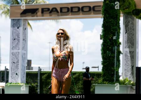 Miami Gardens, Usa. Mai 2024. Veronika Rajek kommt am Sonntag, den 5. Mai 2024 im Miami International Autodrome in Miami Gardens, Florida, während des Formel-1-Grand Prix im Fahrerlager an. Foto: Greg Nash/UPI Credit: UPI/Alamy Live News Stockfoto