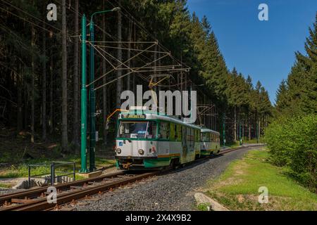 Neues Straßenbahngleis nach grossem Umbau zwischen Liberec und Jablonec CZ 05 02 2024 Stockfoto