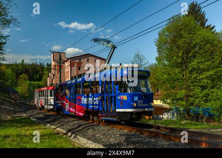 Neues Straßenbahngleis nach grossem Umbau zwischen Liberec und Jablonec CZ 05 02 2024 Stockfoto