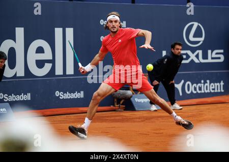 Barcelona, Spanien. April 2024. Tsitsipas in Aktion während des Barcelona Open Banc de Sabadell Tennis Turniers im Reial Club de Tennis Barcelo Stockfoto