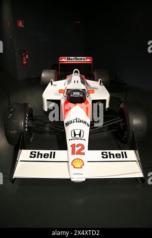 McLaren MP4//4 Honda, Show Car, 1988, aus der Macchiavelli-Halmo-Kollektion, wurde während der Ausstellung „Senna Forever“ am 5. Mai 2024 im Museo Na gezeigt Stockfoto