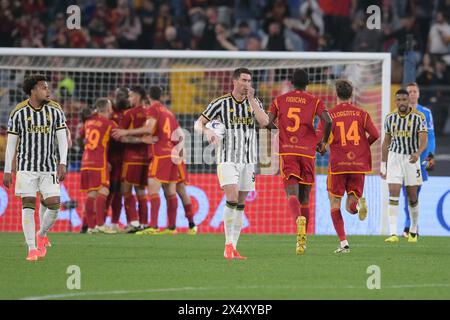 Stadio Olimpico, Rom, Italien. Mai 2024. Fußball der Serie A; Roma gegen Juventus; Dusan Vlahovic vom FC Juventus zeigt die Niedergeschlagenheit, als Roma in der 15-minütigen Runde die Führung von Lukaku übernehmen. Credit: Action Plus Sports/Alamy Live News Stockfoto