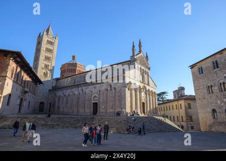 Die Kathedrale von San Cerbone, im 11. Jahrhundert im romanischen Stil erbaut, Massa Marittima, Toskana, Italien Stockfoto