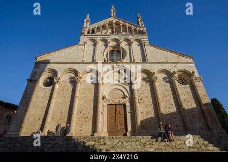 Die Kathedrale von San Cerbone, im 11. Jahrhundert im romanischen Stil erbaut, Massa Marittima, Toskana, Italien Stockfoto