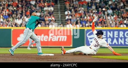 Houston, Texas, USA. Mai 2024. 5. Mai 2024 Houston, Texas, USA- Seattle Mariners JORGE POLANCO (7) wirft den Ball während des Spiels zwischen den Seattle Mariners und den Houston Astros im Minute Maid Park. Die Seattle Mariners besiegten die Houston Astros mit 5:4. (Credit Image: © Jerome Hicks/ZUMA Press Wire) NUR REDAKTIONELLE VERWENDUNG! Nicht für kommerzielle ZWECKE! Quelle: ZUMA Press, Inc./Alamy Live News Stockfoto