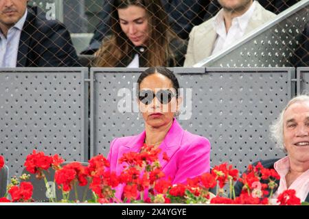 Madrid, Spanien. Mai 2024. Claudia Ines Rodriguez wurde während des letzten Tennisspiels der Mutua Madrid Open zwischen Felix Auger-Aliassime aus Kanada und Andrey Rublev aus Russland im Caja Magica-Stadion gesehen. Der russische Tennisspieler Andrey Rublev wurde zum Meister der Madrid Masters 1000 ernannt, nachdem er im Finale gegen den Kanadier Felix Auger-Aliassime mit 4:6, 7:5, 7:5, 7:5. (Foto: David Canales/SOPA Images/SIPA USA) Credit: SIPA USA/Alamy Live News Stockfoto