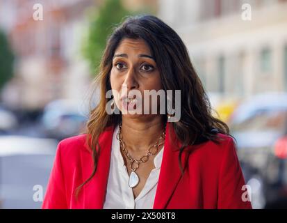 London, UK 5. Mai 2024 die ehemalige Innenministerin Suella Braverman, erscheint am Sonntag mit Laura Kuenssberg. Sie sagte, die Tories müssen c Stockfoto