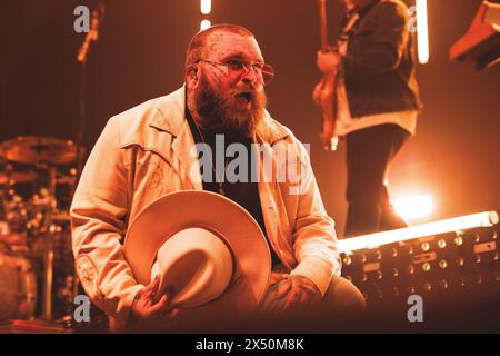 Kopenhagen, Dänemark. Mai 2024. Der amerikanische Sänger und Songwriter Teddy Swims gibt ein Live-Konzert in KB Hallen, Frederiksberg in Kopenhagen. (Foto: Gonzales Foto - Peter Troest). Stockfoto