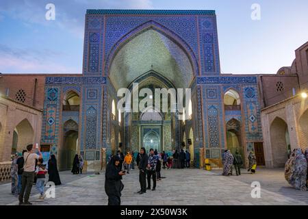 Yazd, Iran - 25. März 2024: Die Jameh-Moschee von Yazd ist eine Moschee in Yazd, Iran. Stockfoto