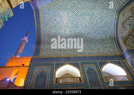 Yazd, Iran - 25. März 2024: Die Jameh-Moschee von Yazd ist eine Moschee in Yazd, Iran. Stockfoto