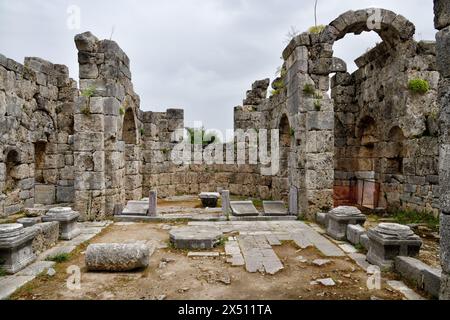 Archäologische Stätte von Kaunos. Die Basilika aus dem späten 5. (Oder frühen 6.) Jahrhundert n. Chr. in Kaunos, ein bemerkenswert gut erhaltenes Beispiel dieser Art, Mugla, Türkei Stockfoto