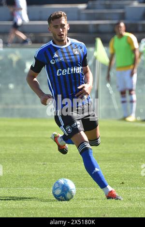 Pisa, Italien. Mai 2024. Simone Canestrelli (Pisa) während des Spiels Pisa SC gegen FC Sudtirol, italienischer Fußball Serie B in Pisa, Italien, 04. Mai 2024 Credit: Independent Photo Agency/Alamy Live News Stockfoto