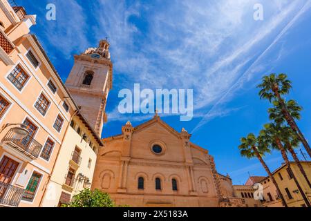 Xàtiva, Spanien. Mai 20224. Blick auf die Colegiata Basilica de Santa Maria, La Seu Stockfoto