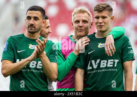 Lodz, Polen. Mai 2024. Martin Konczkowski, Daniel Lukasik und Piotr Samiec-Talar aus Slask werden während des Polnischen PKO Ekstraklasa League-Spiels zwischen LKS Lodz und Slask Wroclaw im Stadtstadion Wladyslaw Krol gesehen. Endpunktzahl; LKS Lodz 1:2 Slask Breslaw Credit: SOPA Images Limited/Alamy Live News Stockfoto