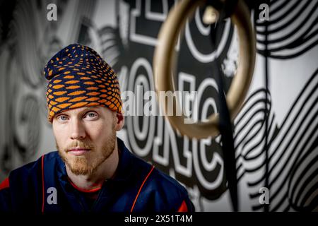 AMSTERDAM - Porträt von Menno van Gorp, Mitglied des Dutch Breaking Teams. Er hofft, sich für die Breakdance-Sektion bei den Olympischen Spielen in Prijs zu qualifizieren. ANP ROBIN UTRECHT Stockfoto