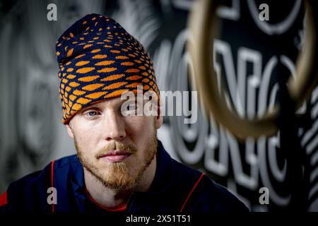 AMSTERDAM - Porträt von Menno van Gorp, Mitglied des Dutch Breaking Teams. Er hofft, sich für die Breakdance-Sektion bei den Olympischen Spielen in Prijs zu qualifizieren. ANP ROBIN UTRECHT Stockfoto