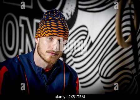 AMSTERDAM - Porträt von Menno van Gorp, Mitglied des Dutch Breaking Teams. Er hofft, sich für die Breakdance-Sektion bei den Olympischen Spielen in Prijs zu qualifizieren. ANP ROBIN UTRECHT Stockfoto