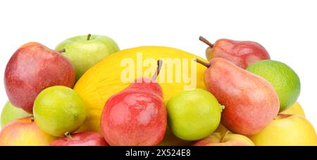 Früchte isoliert auf weißem Hintergrund. Gesunde Ernährung. Breites Foto. Stockfoto