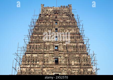 Turm des Gingee Venkataramana Tempels im Gingee Fort Komplex, Villupuram Bezirk, Tamil Nadu, Indien. Stockfoto