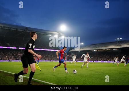 Ein Überblick über Daniel Munoz aus Crystal Palace während des Premier League-Spiels im Selhurst Park, London. Bilddatum: Montag, 6. Mai 2024. Stockfoto