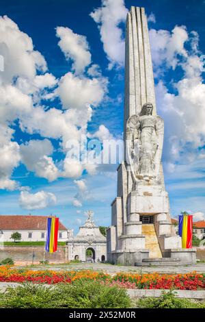Erstaunliche Stadtlandschaft und Horea, Closca und Crisan Obelisk in der mittelalterlichen Festung von Alba Iulia (Carolina). Lage: Alba Iulia, Alba County, Rumänien, Euro Stockfoto