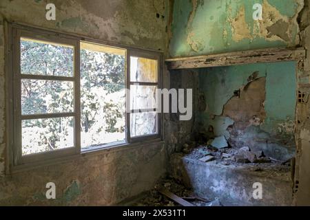 Ruinen in der Geisterstadt Eleousa, Lost Place, Rhodos, Dodekanes, griechische Insel, Griechenland Stockfoto