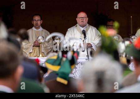 Schutzpatronentstag, Kardinal, Predigt, Altar, Bergschützen, fest, fest, Tracht, Brauch, Tradition, Kirche, Reinhard Marx Stockfoto