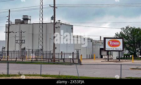 EMPORIA, KANSAS - 5. MAI 2024 die 328 Quadratmeter große Anlage, die eine Reihe spezieller Produktlösungen von gewürztem und mariniertem Fleisch, Schwein und Huhn herstellt. Credit: Mark Reinstein / MediaPunch Stockfoto