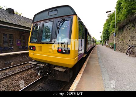 Eine Klasse-142-Pacer-DMU in Derbyshire Stockfoto