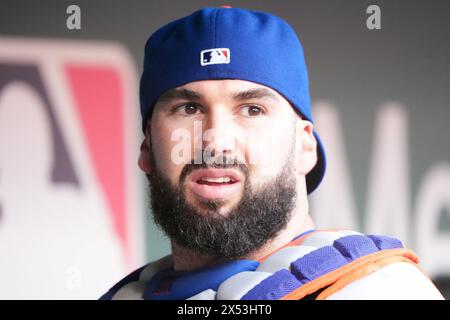 St. Louis, Usa. Mai 2024. Der New York Mets Catcher Tomas Nino wartet am Montag, den 6. Mai 2024, auf das Feld für das zweite Inning gegen die St. Louis Cardinals im Busch Stadium in St. Louis. Foto: Bill Greenblatt/UPI Credit: UPI/Alamy Live News Stockfoto