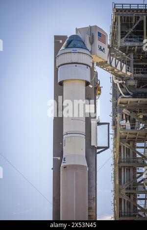 Cape Canaveral, USA. Mai 2024. Die Boeing Starliner CST-100-Rakete sitzt am 5. Mai 2024 in Cape Canaveral, Florida, vor dem Start der NASA mit Butch Wilmore und Suni Williams. (Foto: Alex G Perez/AGPfoto/SIPA USA) Credit: SIPA USA/Alamy Live News Stockfoto