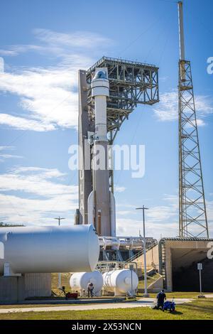 Cape Canaveral, USA. Mai 2024. Die Boeing Starliner CST-100-Rakete sitzt am 5. Mai 2024 in Cape Canaveral, Florida, vor dem Start der NASA mit Butch Wilmore und Suni Williams. (Foto: Alex G Perez/AGPfoto/SIPA USA) Credit: SIPA USA/Alamy Live News Stockfoto