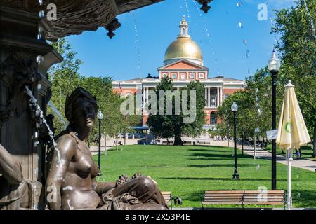 Boston, USA - 12. August 2019: Der Brewer Fountain im Boston Common Park in der Nähe des Massachusetts State House an einem sonnigen Tag Stockfoto