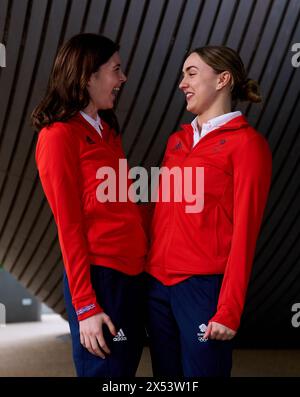 Team GB’s Andrea Spendolini-Sirieix (links) zusammen mit ihrem Tauchpartner Lois Toulson während des Team GB Paris 2024 Synchronisation des Tauchteams im Queen Elizabeth Olympic Park in London. Bilddatum: Dienstag, 7. Mai 2024. Stockfoto